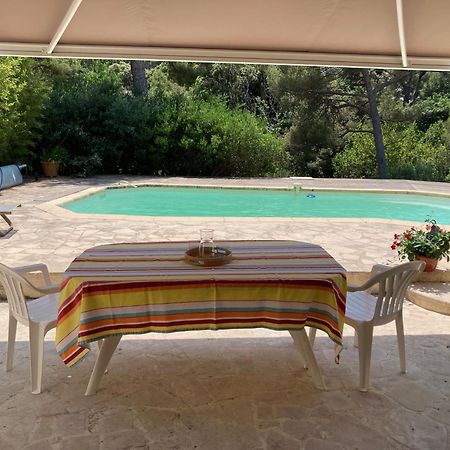 Superbe T2 Dans Villa Entre Calanques Et Colline Марсилия Екстериор снимка