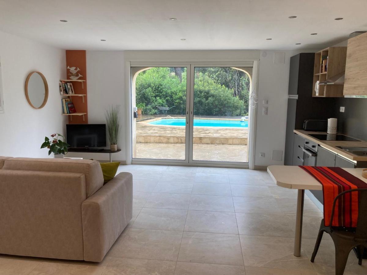 Superbe T2 Dans Villa Entre Calanques Et Colline Марсилия Екстериор снимка